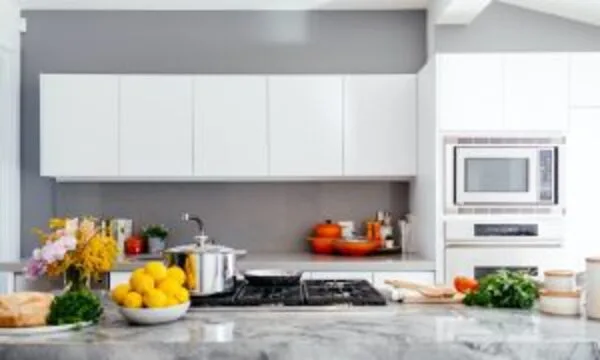 4 WAYS TO UNIQUELY CUSTOMIZE A RANGE HOOD FOR YOUR KITCHEN